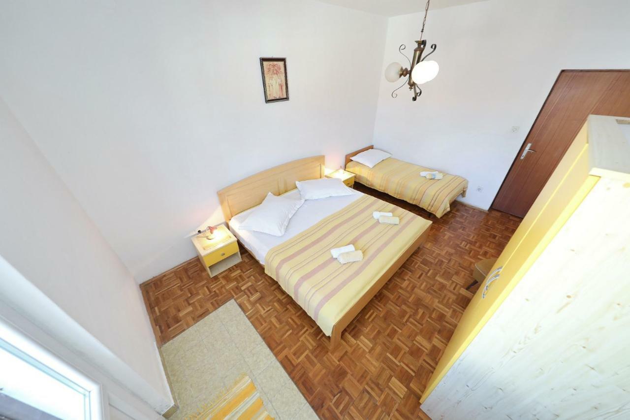 Apartmani Mila 帕格 外观 照片