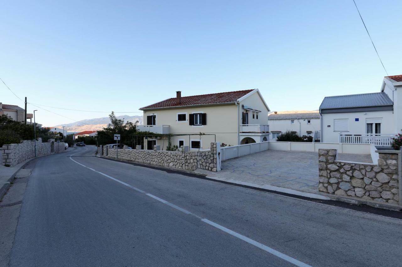 Apartmani Mila 帕格 外观 照片